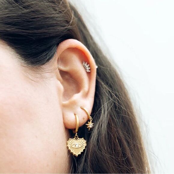 HeartāhoopāearringsāN95 - Picture 2 of 5